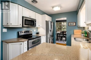 29 HOPE CRESCENT Belleville (Belleville Ward) Ontario photo 15