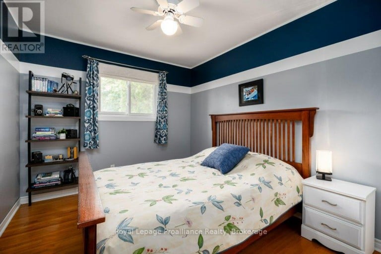 29 HOPE CRESCENT, Belleville (Belleville Ward), Ontario, K8P4S3