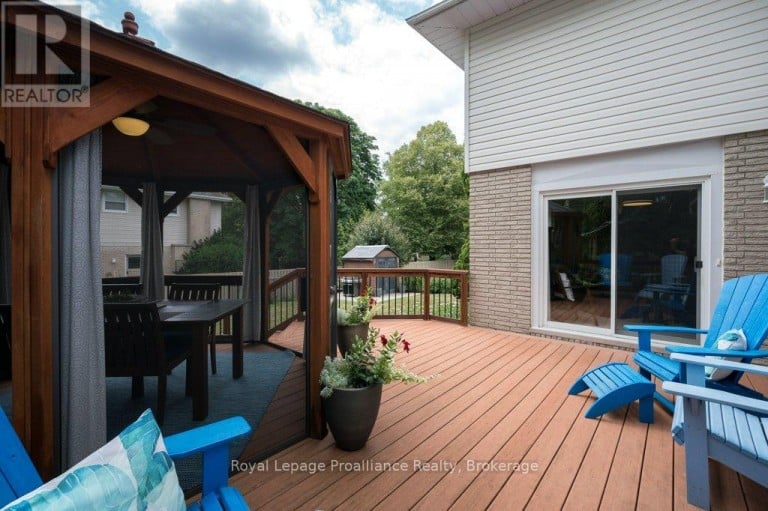 29 HOPE CRESCENT, Belleville (Belleville Ward), Ontario, K8P4S3