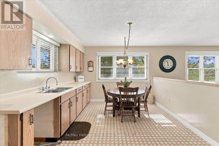 192 ST. LAWRENCE STREET W, Centre Hastings, Ontario, K0K2K0