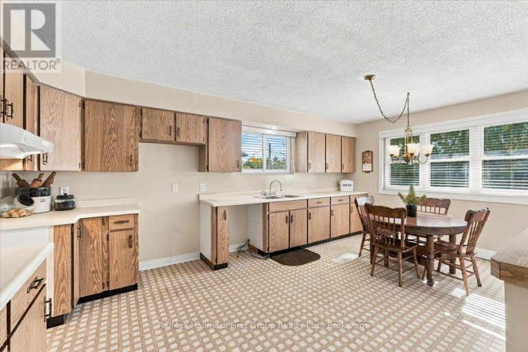 192 ST. LAWRENCE STREET W, Centre Hastings, Ontario, K0K2K0