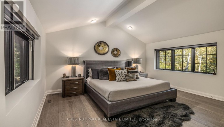 94 ROXBOROUGH DRIVE, Toronto (Rosedale-Moore Park), Ontario, M4W1X1