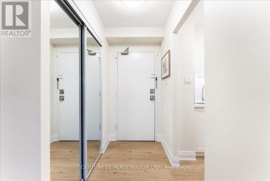 705 - 15 LONDON GREEN COURT Toronto (Glenfield-Jane Heights) Ontario photo 3