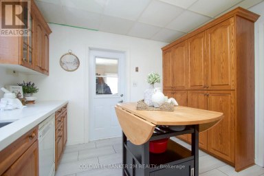 49 BROCK STREET E Oshawa (O'Neill) Ontario photo 10
