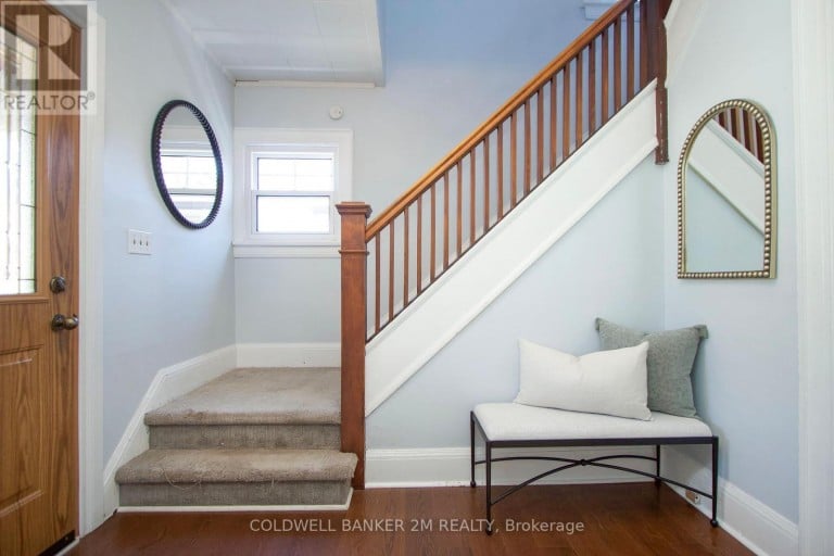 49 BROCK STREET E, Oshawa (O'Neill), Ontario, L1G1R8