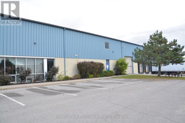 30 HUFF AVENUE, Quinte West (Trenton Ward), Ontario, K8V0A1