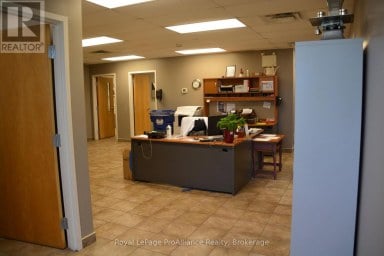 30 HUFF AVENUE Quinte West (Trenton Ward) Ontario photo 15