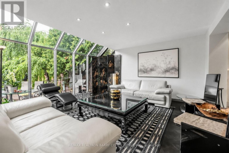 428 RUSSELL HILL ROAD, Toronto (Forest Hill South), Ontario, M5P2S3