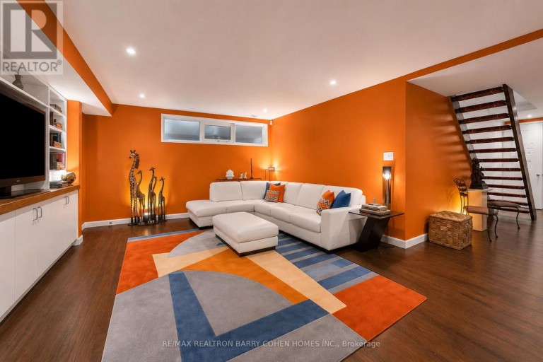 428 RUSSELL HILL ROAD, Toronto (Forest Hill South), Ontario, M5P2S3