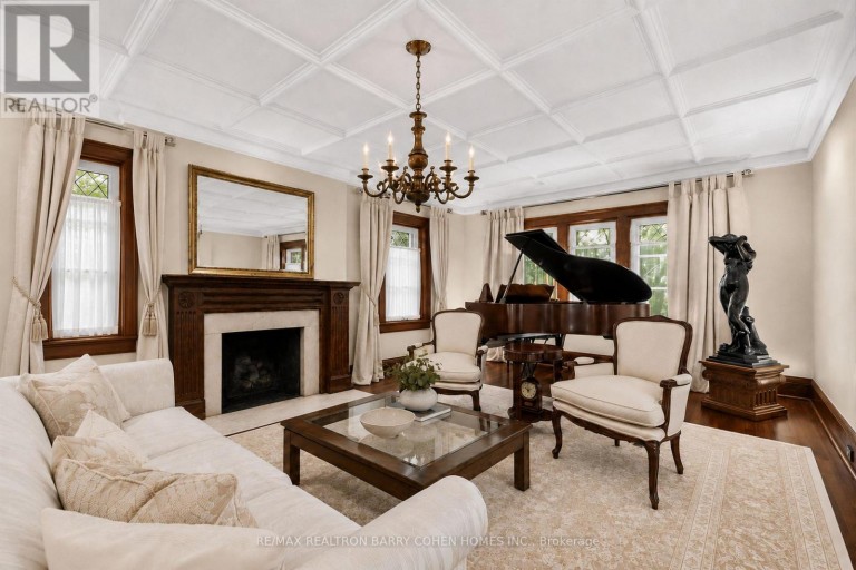 428 RUSSELL HILL ROAD, Toronto (Forest Hill South), Ontario, M5P2S3