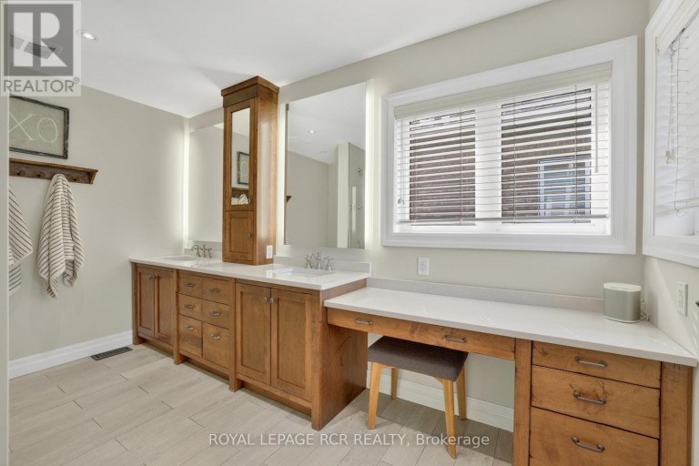 63 CAMPBELL DRIVE, Uxbridge, Ontario, L9P0B3