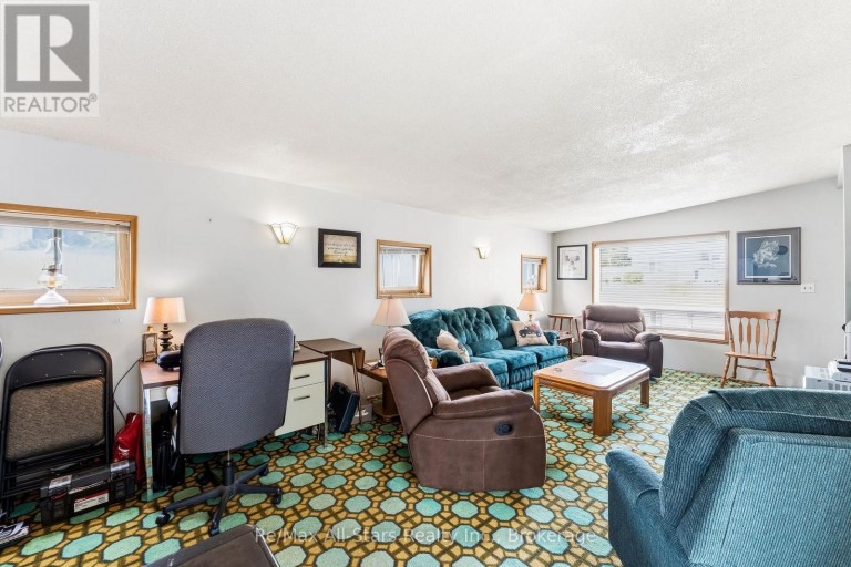 14080 MARSH HILL ROAD, Scugog, Ontario, L9L1Z2