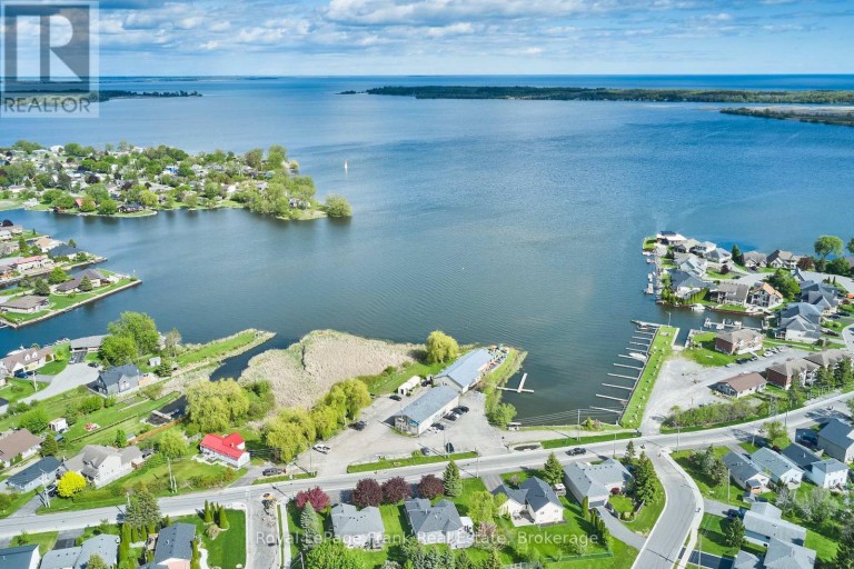 11 FOX DEN DRIVE, Brighton, Ontario, K0K1H0