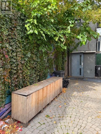 673 QUEEN STREET W, Toronto (Niagara), Ontario, M6J1E6