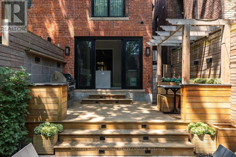 33 TRANBY AVENUE, Toronto (Annex), Ontario, M5R1N4