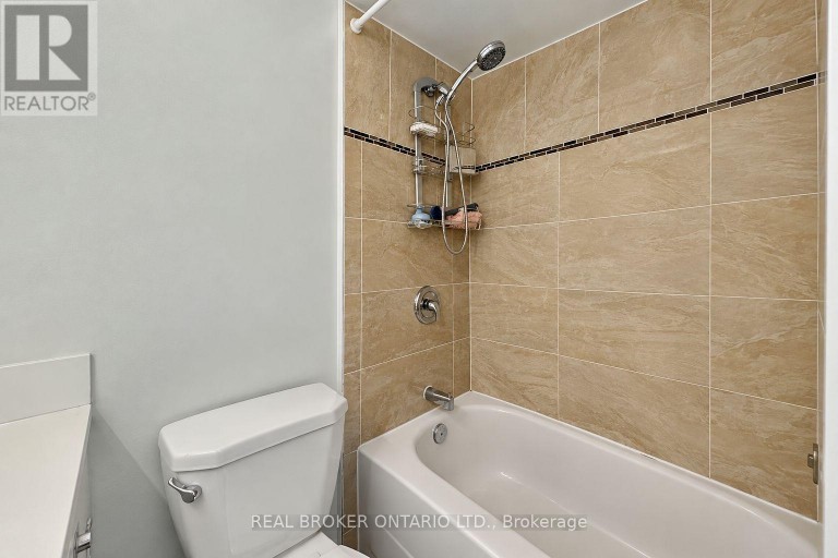 3 - 69 UPPER CANADA DRIVE, Toronto (St. Andrew-Windfields), Ontario, M2P2A2