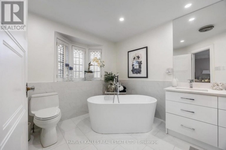 141 OLD FOREST HILL ROAD, Toronto (Forest Hill North), Ontario, M5N2N7
