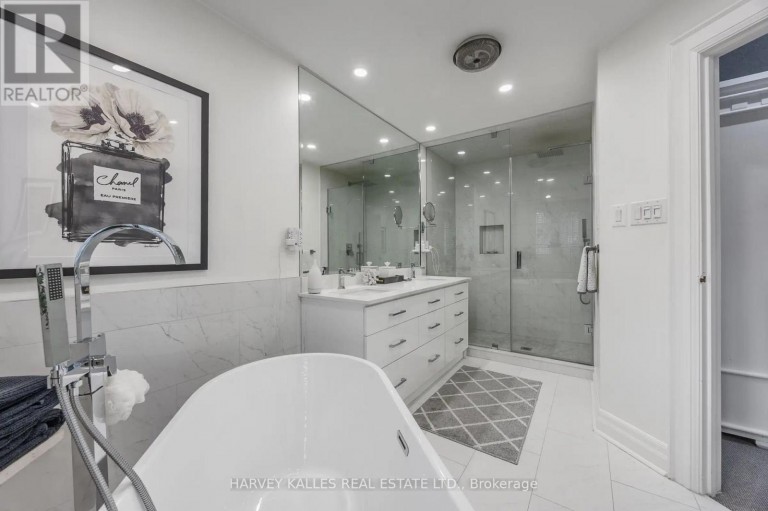 141 OLD FOREST HILL ROAD, Toronto (Forest Hill North), Ontario, M5N2N7