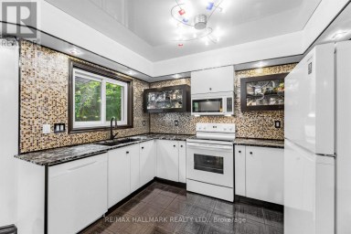 106 LARRATT LANE Richmond Hill (Westbrook) Ontario photo 16