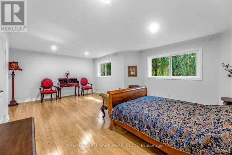 106 LARRATT LANE, Richmond Hill (Westbrook), Ontario, L4C0E3