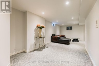 106 LARRATT LANE Richmond Hill (Westbrook) Ontario photo 43