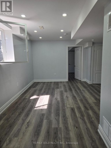 BASEMENT - 75 EXECUTIVE COURT, Brampton (Sandringham-Wellington), Ontario, L6R0L5