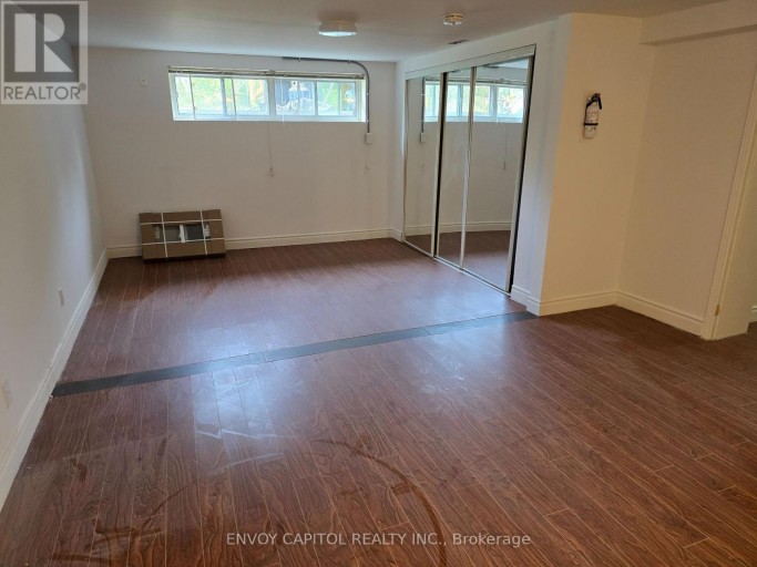 BASEMENT BACHELOR - 6 ARROWSTOOK ROAD, Toronto (Bayview Village), Ontario, M2K1J9