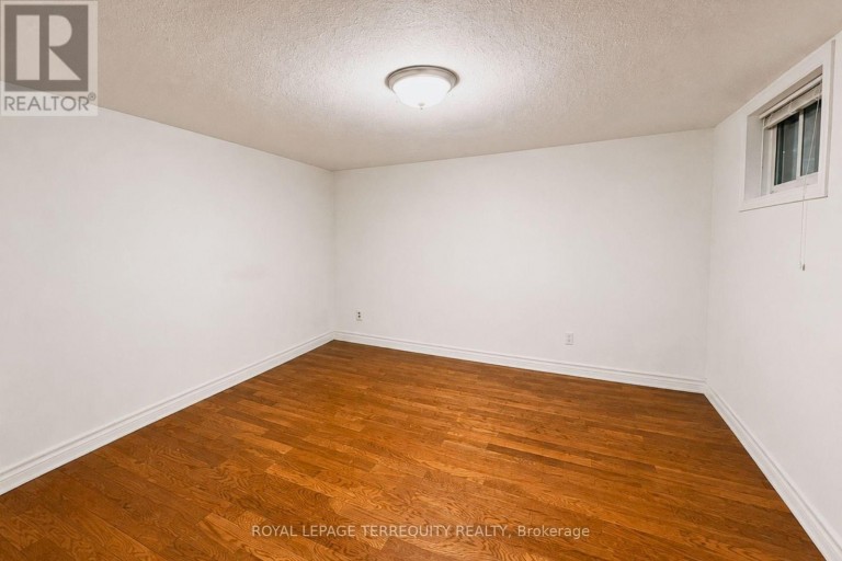 BASEMENT - 43 HOLLAND AVENUE, Toronto (O'Connor-Parkview), Ontario, M4B2C7