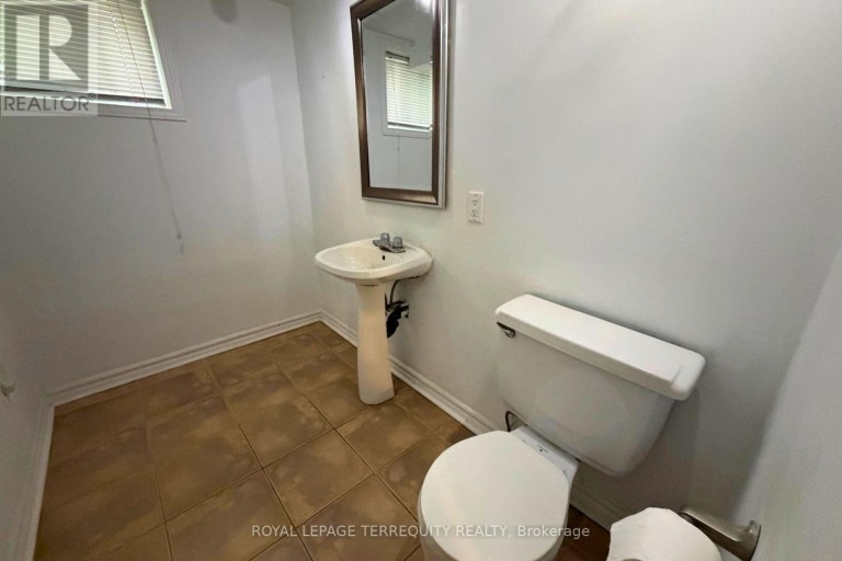 BASEMENT - 43 HOLLAND AVENUE, Toronto (O'Connor-Parkview), Ontario, M4B2C7