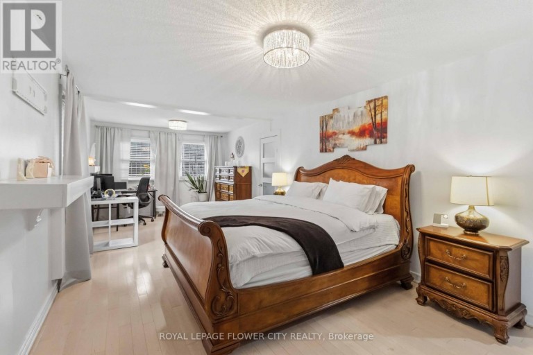 18 PLEASANT VALLEY PLACE, Brampton (Northgate), Ontario, L6S5S2