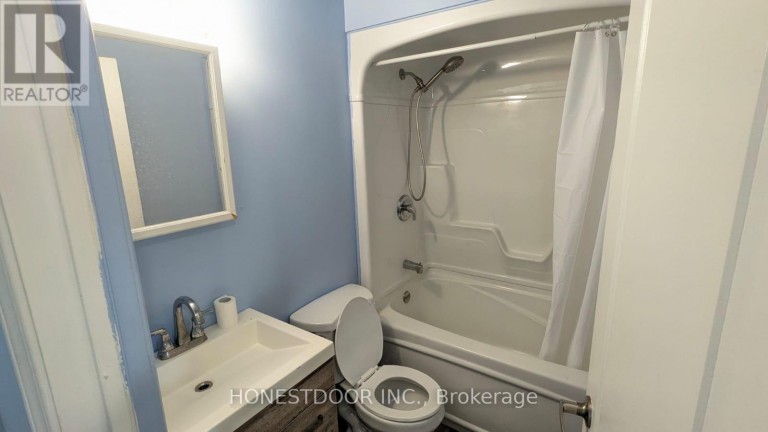 928 RANDOLPH AVENUE, Windsor, Ontario, N9B2V2