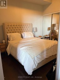 1018 - 23 GLEBE ROAD W Toronto (Yonge-Eglinton) Ontario photo 8