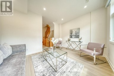 99 - 370D RED MAPLE ROAD Richmond Hill (Langstaff) Ontario photo 19