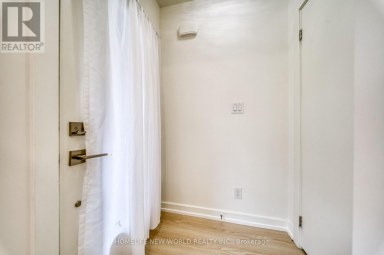 99 - 370D RED MAPLE ROAD Richmond Hill (Langstaff) Ontario photo 4