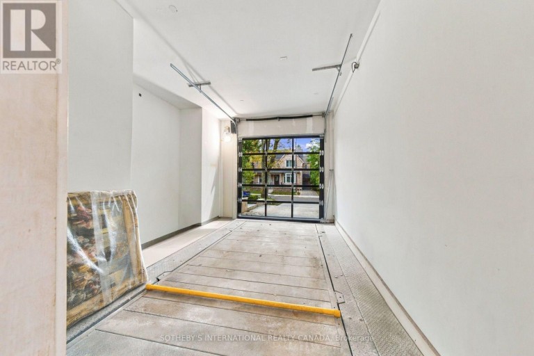 335 LYTTON BOULEVARD, Toronto (Lawrence Park South), Ontario, M5N1R9