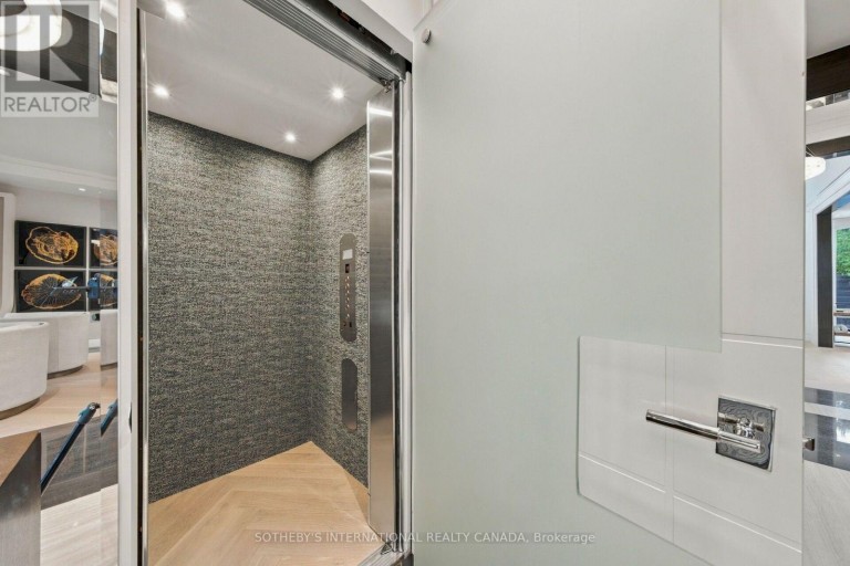 335 LYTTON BOULEVARD, Toronto (Lawrence Park South), Ontario, M5N1R9