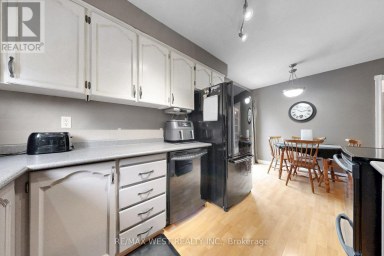 13 MANSFIELD STREET Brampton (Central Park) Ontario photo 11