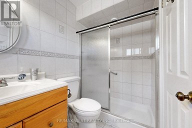 13 MANSFIELD STREET Brampton (Central Park) Ontario photo 22