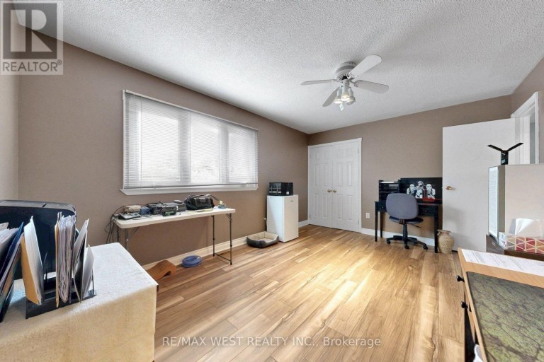 13 MANSFIELD STREET, Brampton (Central Park), Ontario, L6S2X8