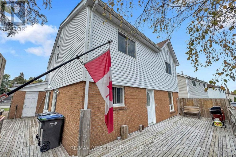 13 MANSFIELD STREET, Brampton (Central Park), Ontario, L6S2X8