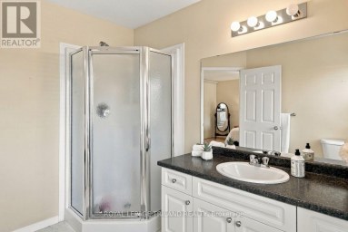 68 - 1600 MICKLEBOROUGH DRIVE London North (North I) Ontario photo 27