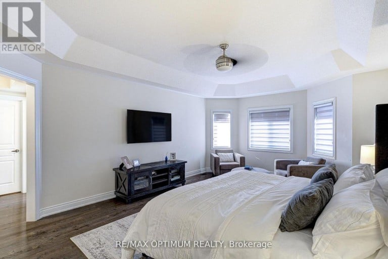 18 DEANSTON COURT, Brampton (Credit Valley), Ontario, L6X2Z7
