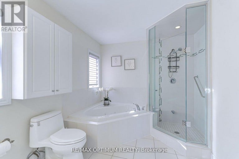 18 DEANSTON COURT, Brampton (Credit Valley), Ontario, L6X2Z7