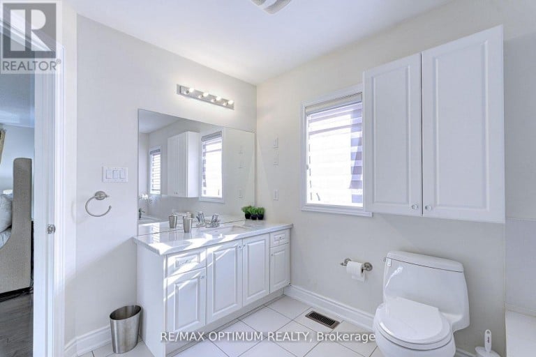 18 DEANSTON COURT, Brampton (Credit Valley), Ontario, L6X2Z7