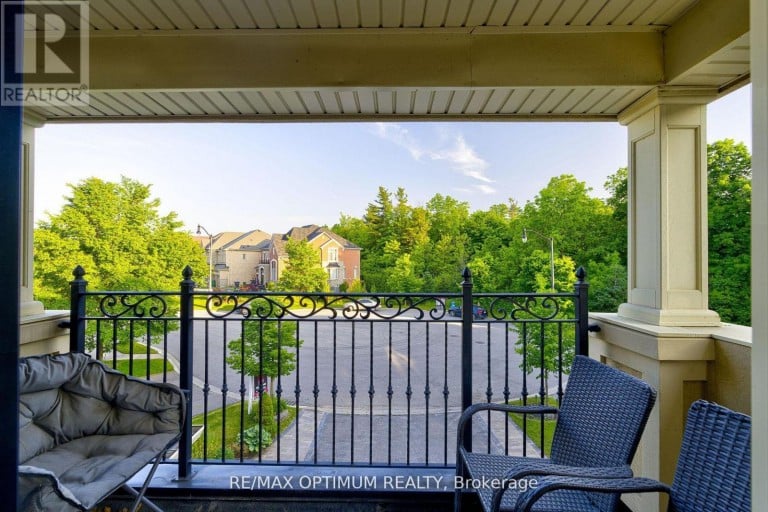 18 DEANSTON COURT, Brampton (Credit Valley), Ontario, L6X2Z7
