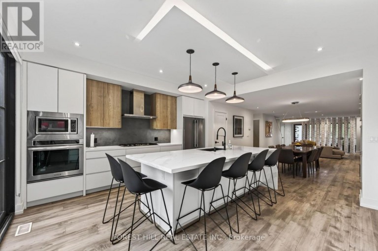 309 WYCHWOOD AVENUE, Toronto (Humewood-Cedarvale), Ontario, M6C2T6