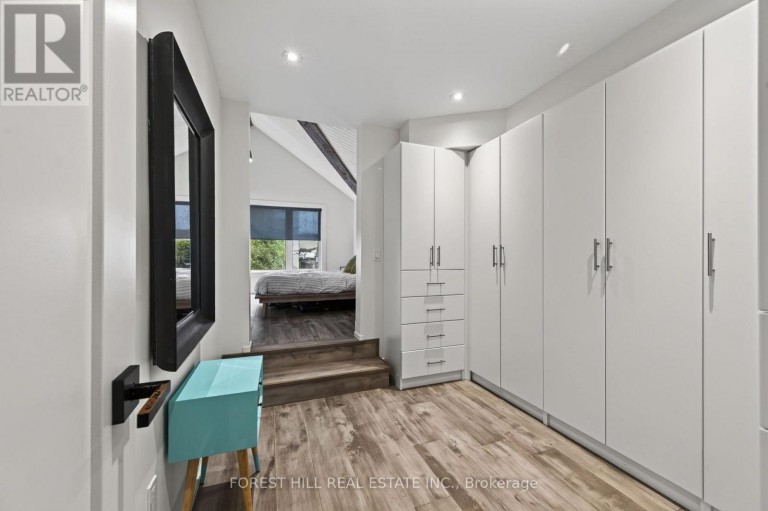 309 WYCHWOOD AVENUE, Toronto (Humewood-Cedarvale), Ontario, M6C2T6