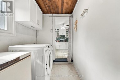 9 SOUTH PARK STREET Belleville (Belleville Ward) Ontario photo 21