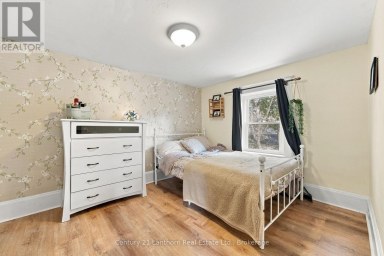 9 SOUTH PARK STREET Belleville (Belleville Ward) Ontario photo 33