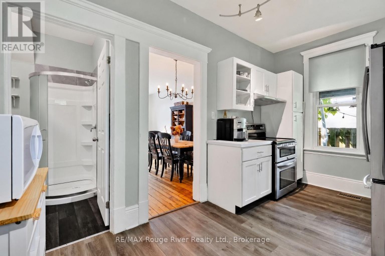 278 DALHOUSIE STREET, Peterborough (Town Ward 3), Ontario, K9J2M4